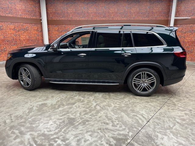 2025 Mercedes-Benz GLS 450