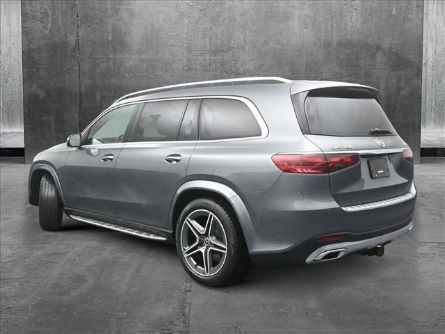 2025 Mercedes-Benz GLS 450