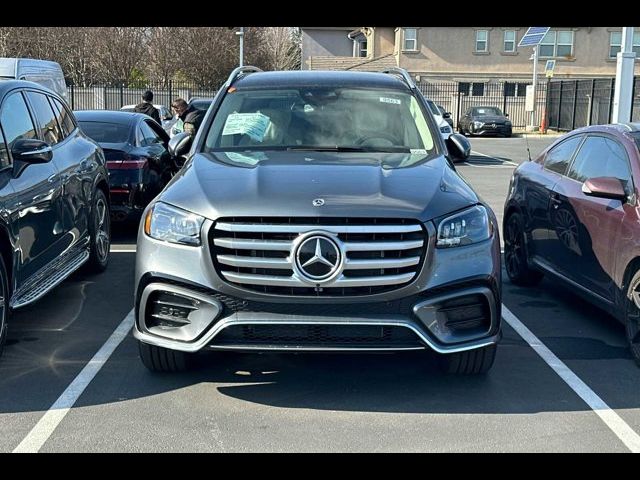 2025 Mercedes-Benz GLS 450