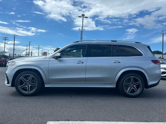 2025 Mercedes-Benz GLS 450