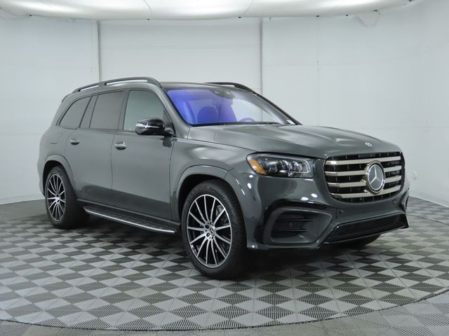 2025 Mercedes-Benz GLS 450