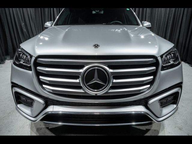 2025 Mercedes-Benz GLS 450