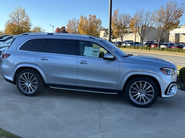 2025 Mercedes-Benz GLS 450