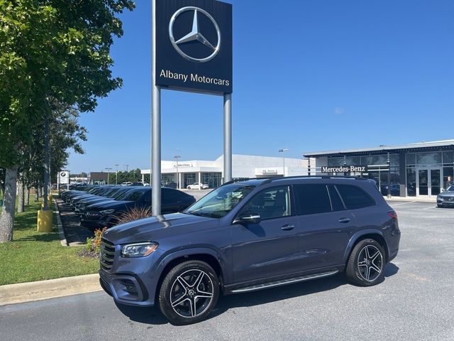 2025 Mercedes-Benz GLS 450