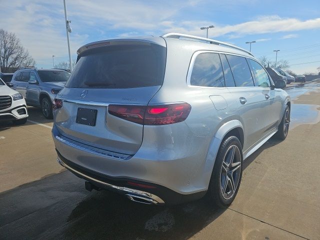 2025 Mercedes-Benz GLS 450