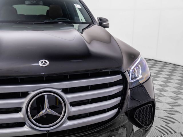 2025 Mercedes-Benz GLS 450