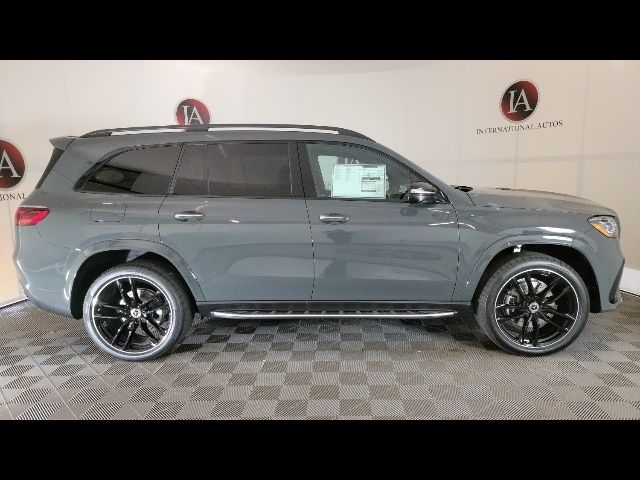 2025 Mercedes-Benz GLS 450