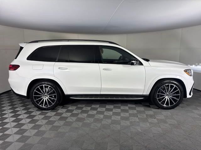 2025 Mercedes-Benz GLS 450