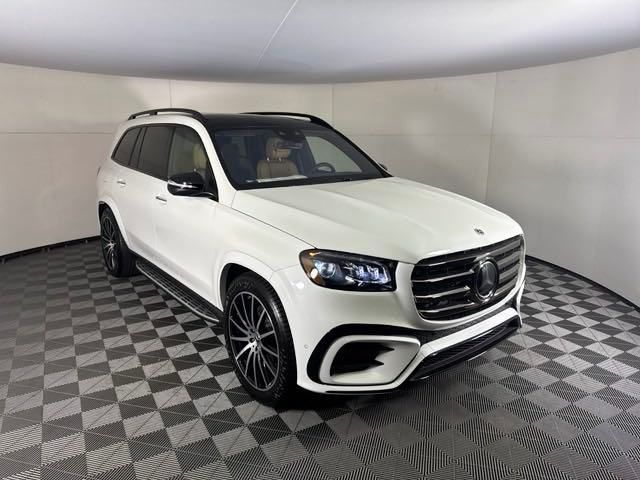 2025 Mercedes-Benz GLS 450