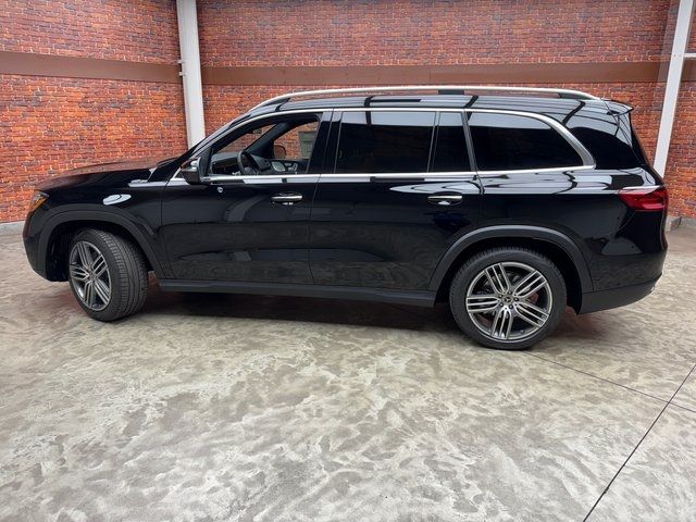 2025 Mercedes-Benz GLS 450