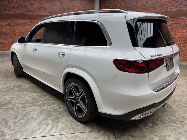 2025 Mercedes-Benz GLS 450