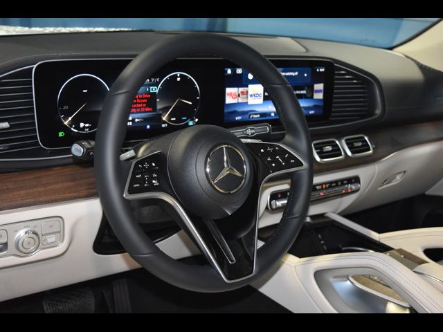 2025 Mercedes-Benz GLS 450