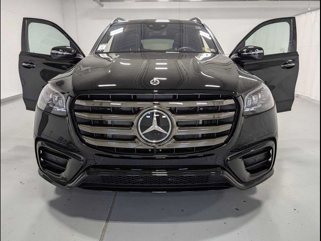 2025 Mercedes-Benz GLS 450