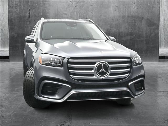 2025 Mercedes-Benz GLS 450