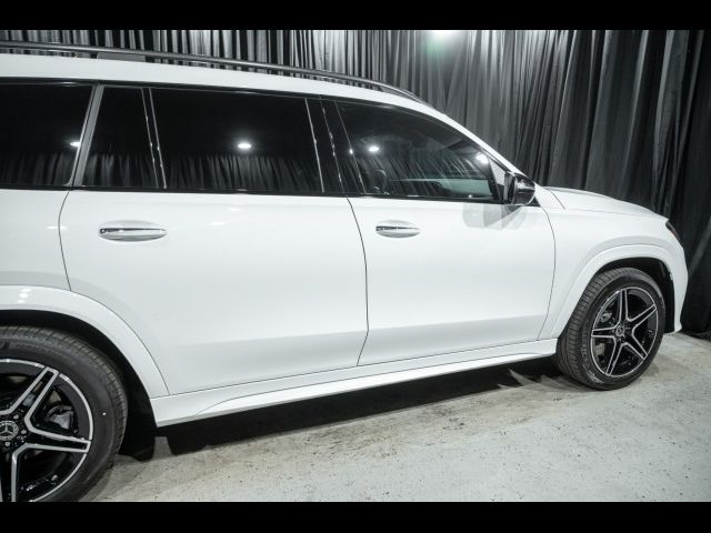 2025 Mercedes-Benz GLS 450