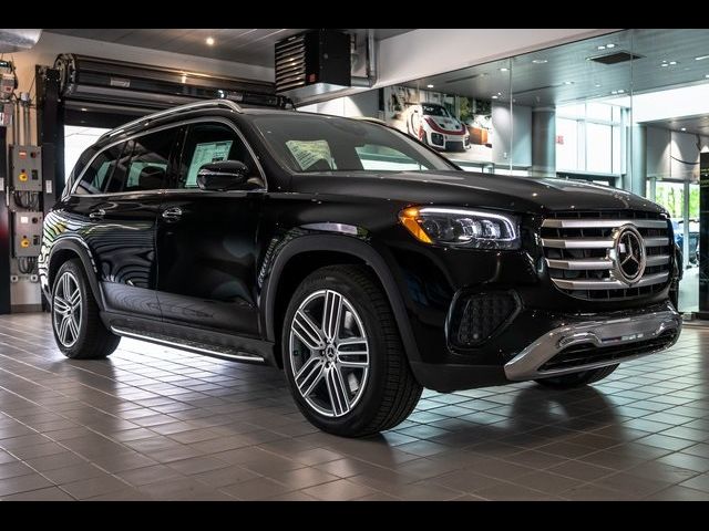 2025 Mercedes-Benz GLS 450