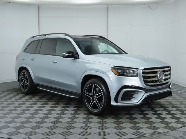 2025 Mercedes-Benz GLS 450