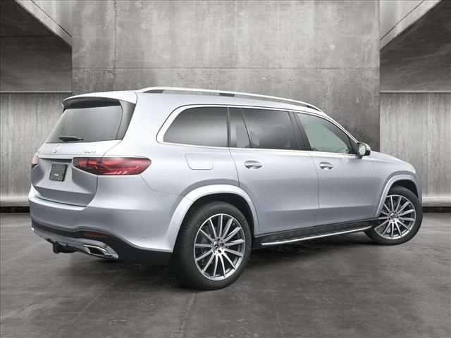 2025 Mercedes-Benz GLS 450