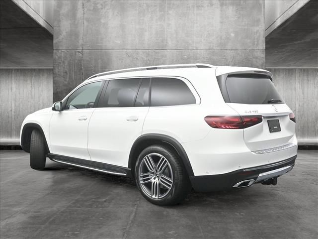 2025 Mercedes-Benz GLS 450