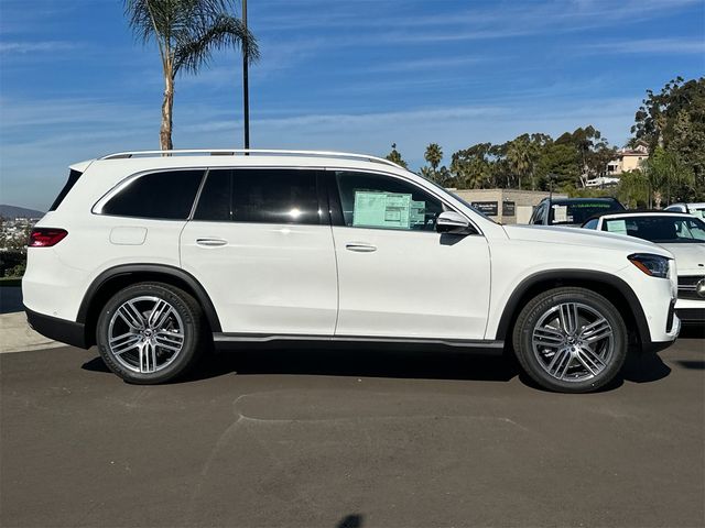 2025 Mercedes-Benz GLS 450