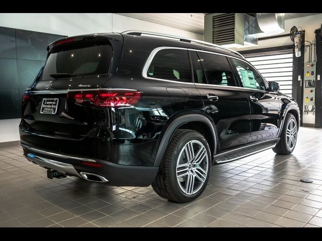 2025 Mercedes-Benz GLS 450