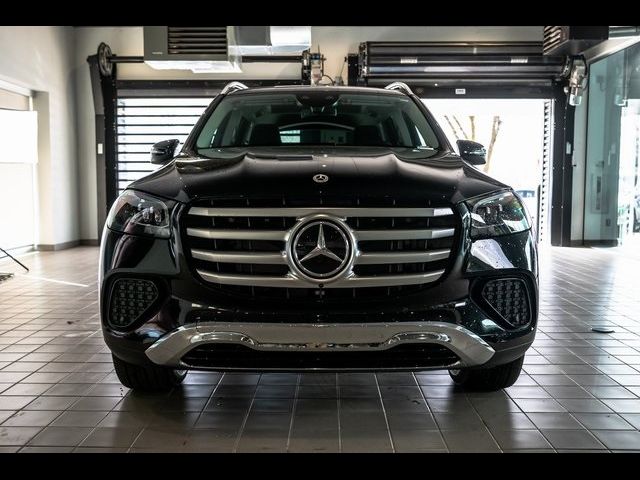 2025 Mercedes-Benz GLS 450