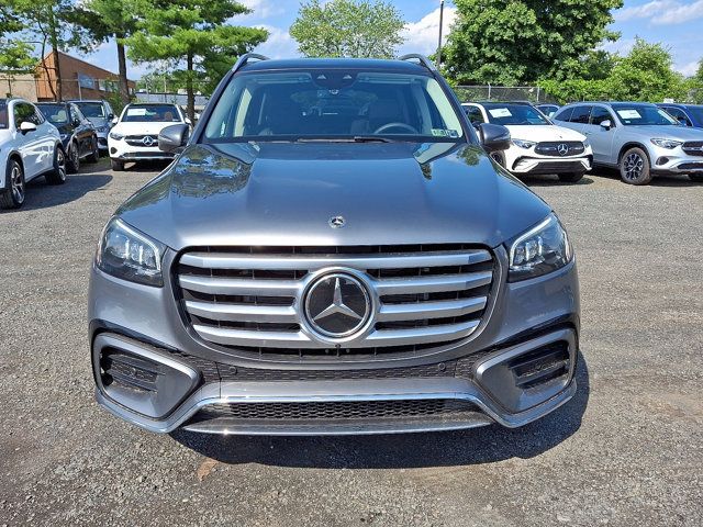 2025 Mercedes-Benz GLS 450
