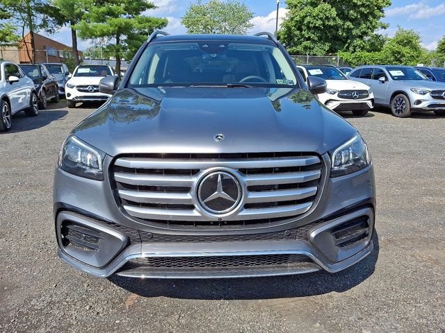 2025 Mercedes-Benz GLS 450