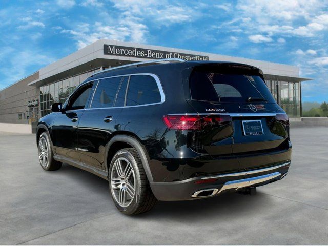 2025 Mercedes-Benz GLS 450