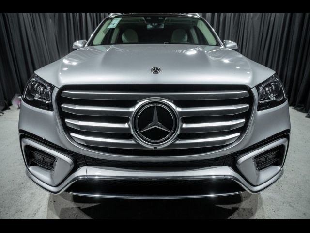 2025 Mercedes-Benz GLS 450