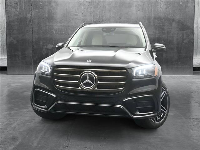 2025 Mercedes-Benz GLS 450