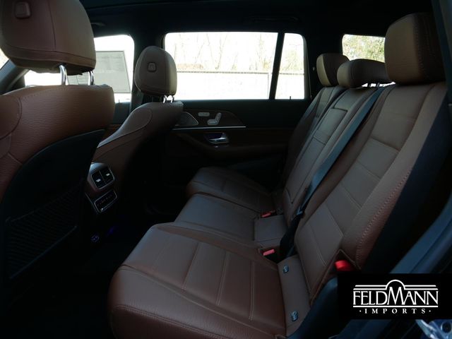 2025 Mercedes-Benz GLS 450