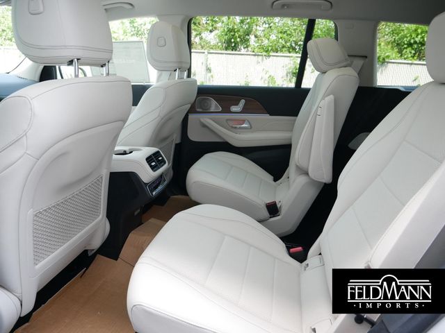 2025 Mercedes-Benz GLS 450