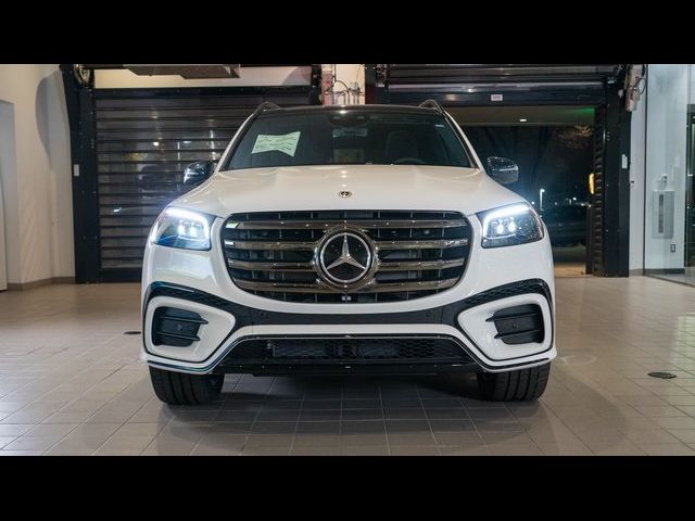 2025 Mercedes-Benz GLS 580