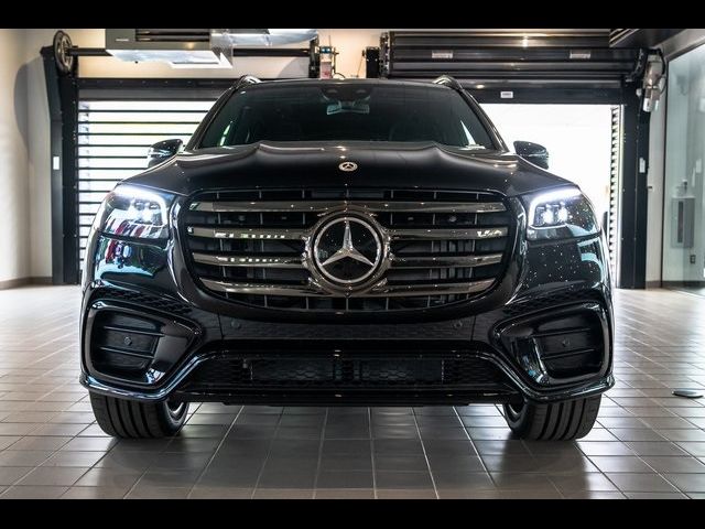 2025 Mercedes-Benz GLS 580
