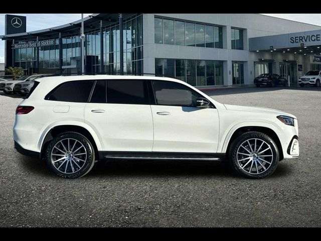 2025 Mercedes-Benz GLS 580