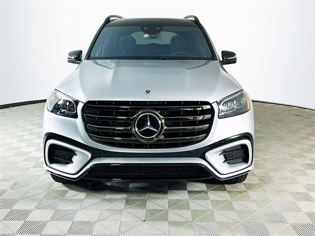 2025 Mercedes-Benz GLS 580