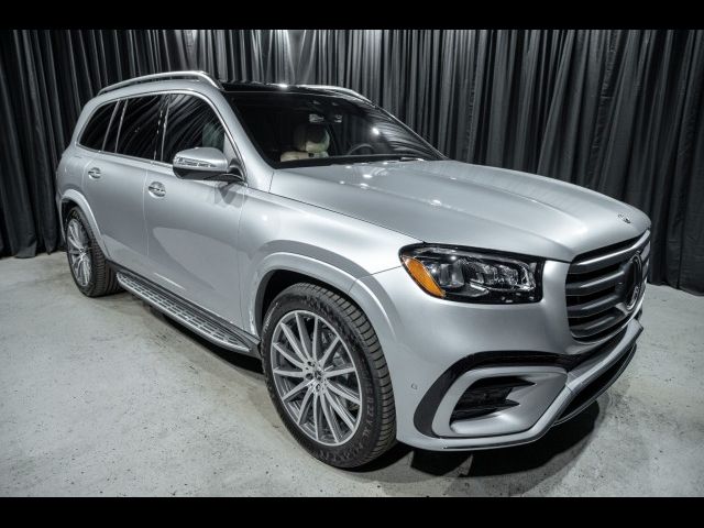 2025 Mercedes-Benz GLS 580