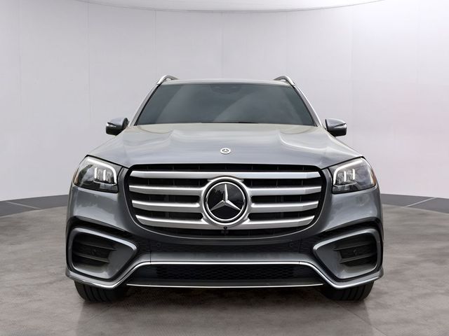 2025 Mercedes-Benz GLS 580