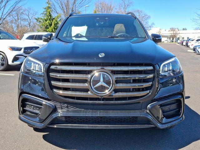 2025 Mercedes-Benz GLS 580