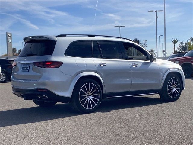 2025 Mercedes-Benz GLS 580