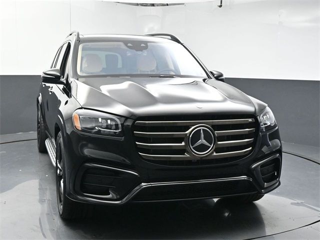 2025 Mercedes-Benz GLS 580