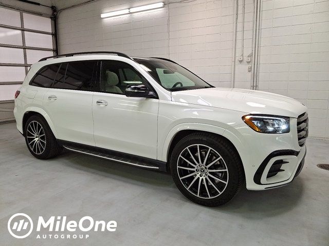 2025 Mercedes-Benz GLS 580