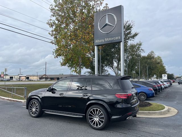 2025 Mercedes-Benz GLS 580