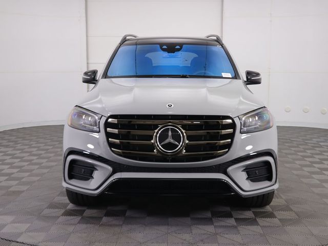 2025 Mercedes-Benz GLS 580