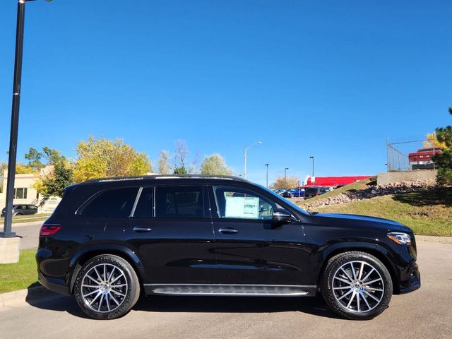 2025 Mercedes-Benz GLS 580