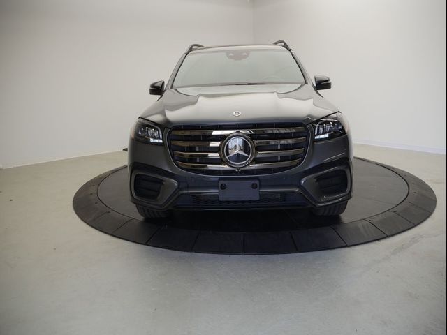 2025 Mercedes-Benz GLS 580