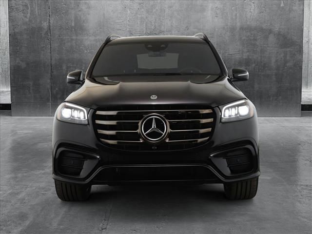 2025 Mercedes-Benz GLS 580