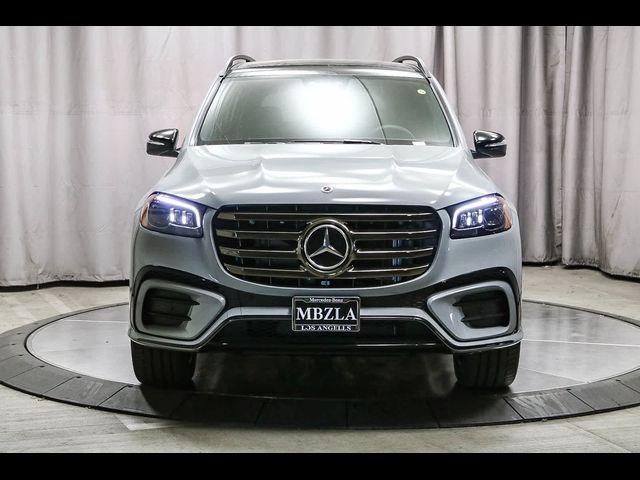 2025 Mercedes-Benz GLS 580