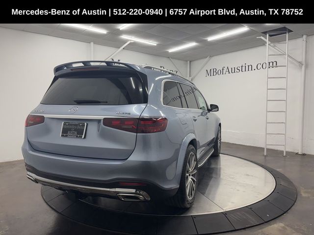 2025 Mercedes-Benz GLS 580
